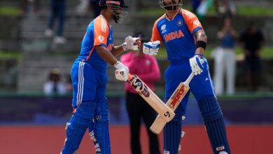 Near perfect India could play party poopers to under pressure Australia
