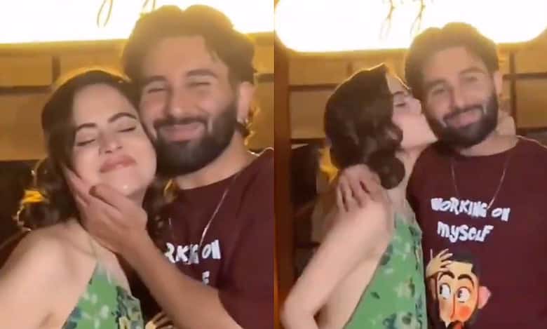 Orry agrees to marry Urfi Javed, video becomes talk of town