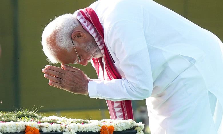 Prez Murmu, PM Modi pay tributes to Vajpayee on death anniversary