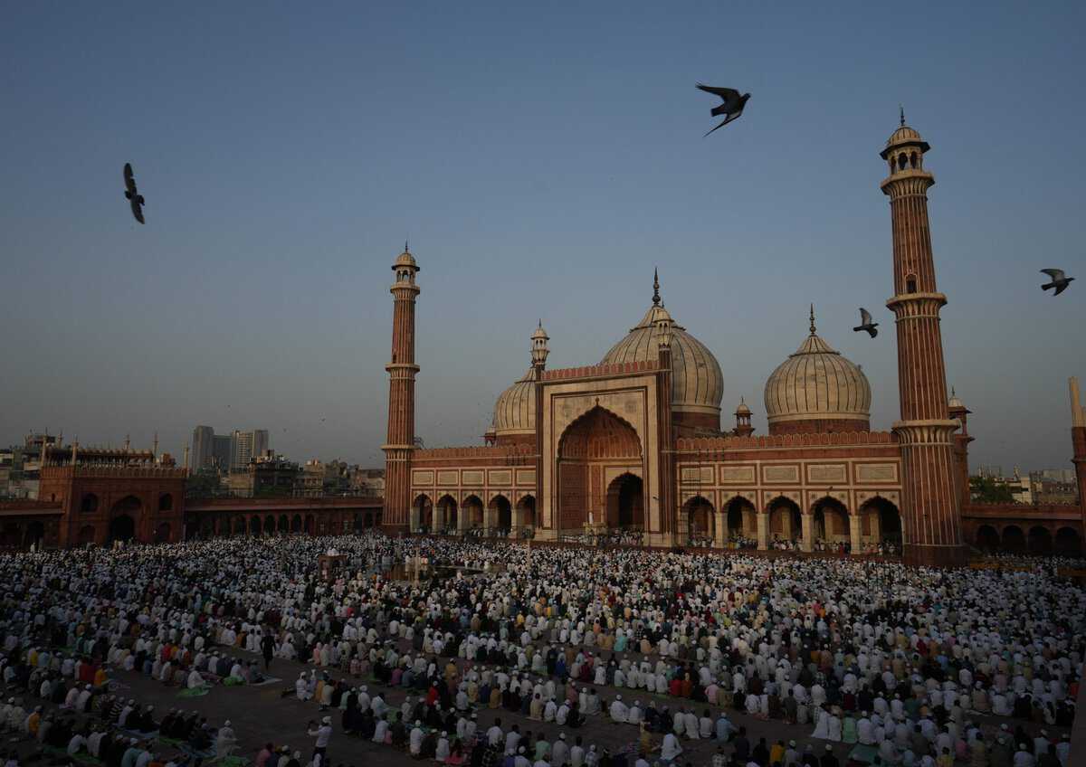 Delhi HC demands file on ex PM-Singh’s decision against Jama Masjid protection