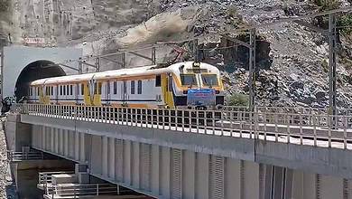 **EDS: IMAGE VIA @diprjk POSTED ON THURSDAY, JUNE 20, 2024** Reasi: A MEMU train during a trial run on Sangaldan-Reasi section of Udhampur-Srinagar-Baramulla Rail Link (USBRL) project. (PTI Photo) (PTI06_20_2024_000272B)