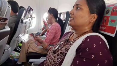 Video: Passengers in Delhi fall sick due to lack of AC amidst heavwave