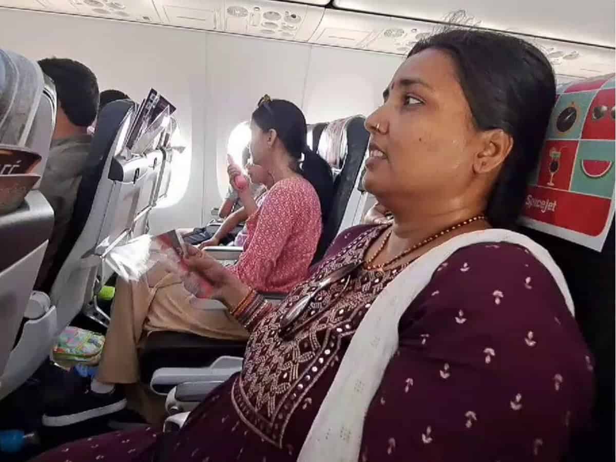 Video: Passengers in Delhi fall sick due to lack of AC amidst heavwave