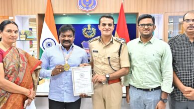 Telangana employee wins gold in powerlifting at national level