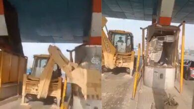 'Angry' JCB driver held ahter he bulldozes toll booths