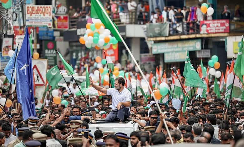 Congress, IUML flags back in Rahul Gandhi's roadshow in Wayanad
