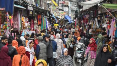 Online shopping, possible recession impact trade in Kashmir ahead of Eid: Traders