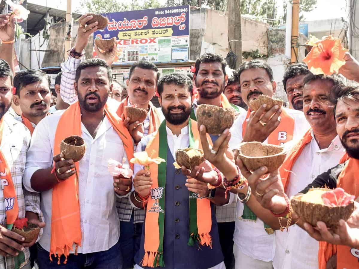 BJP in Karnataka stages statewide demonstration against fuel price hike