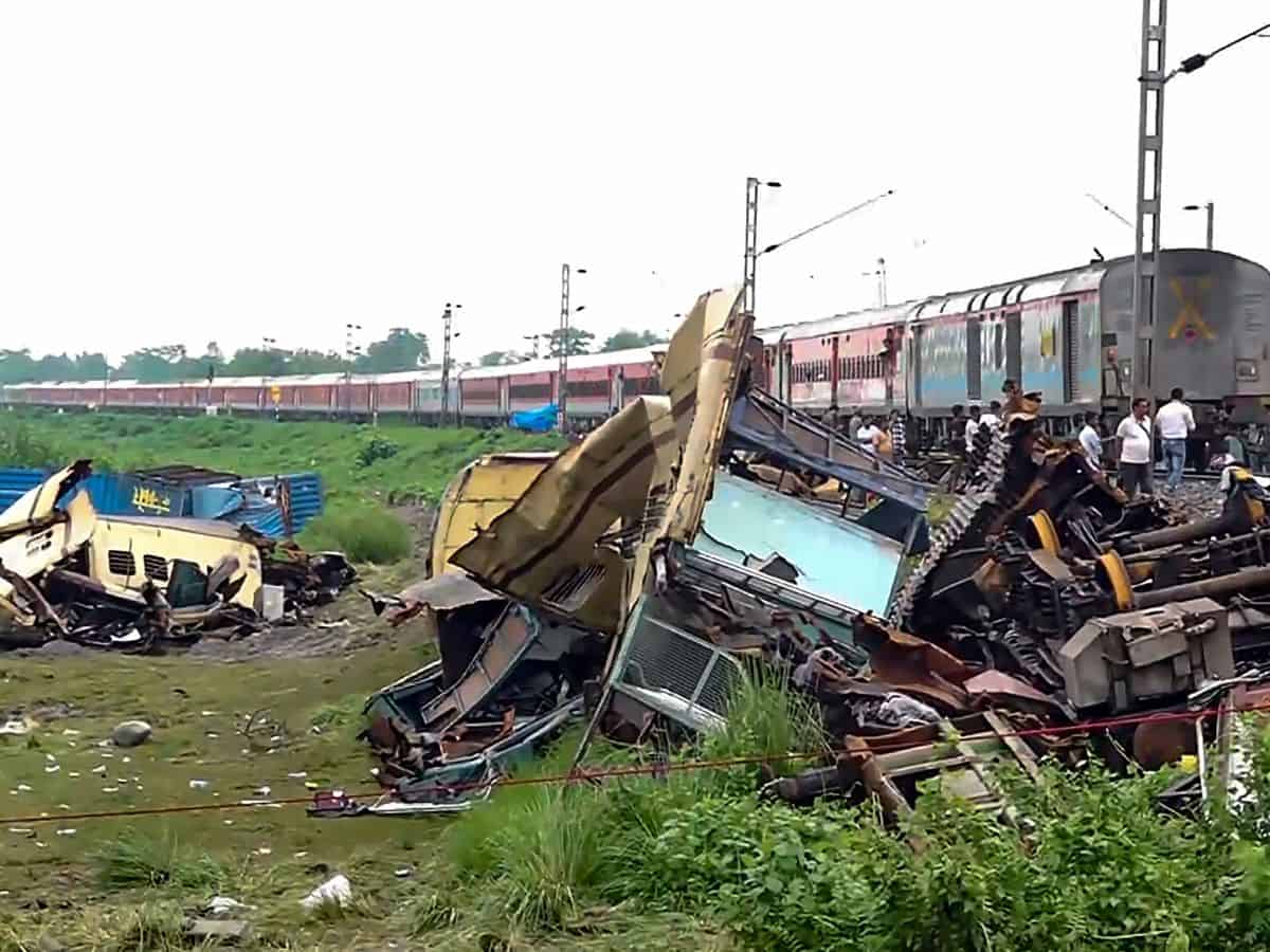 WB train mishap: 6 trains run by NFR cancelled, several diverted