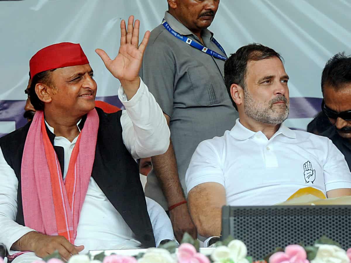 'UP ke do ladke' will make India's politics all about love: Rahul to Akhilesh