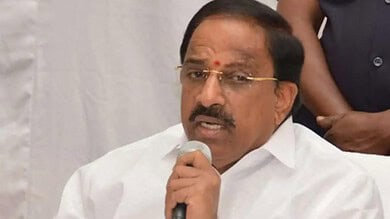 Agriculture minister directs the officials to use the fertiliser inventory verification system (FIVeS) to monitor the supply of fertilisers.
