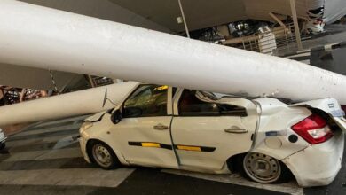 No loud noise, chaos when iron rods fell on cars: Spectators at Delhi airport