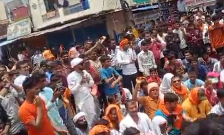 Tensions simmer in MP’s Katangi as Hindu extremists threaten Muslim residents