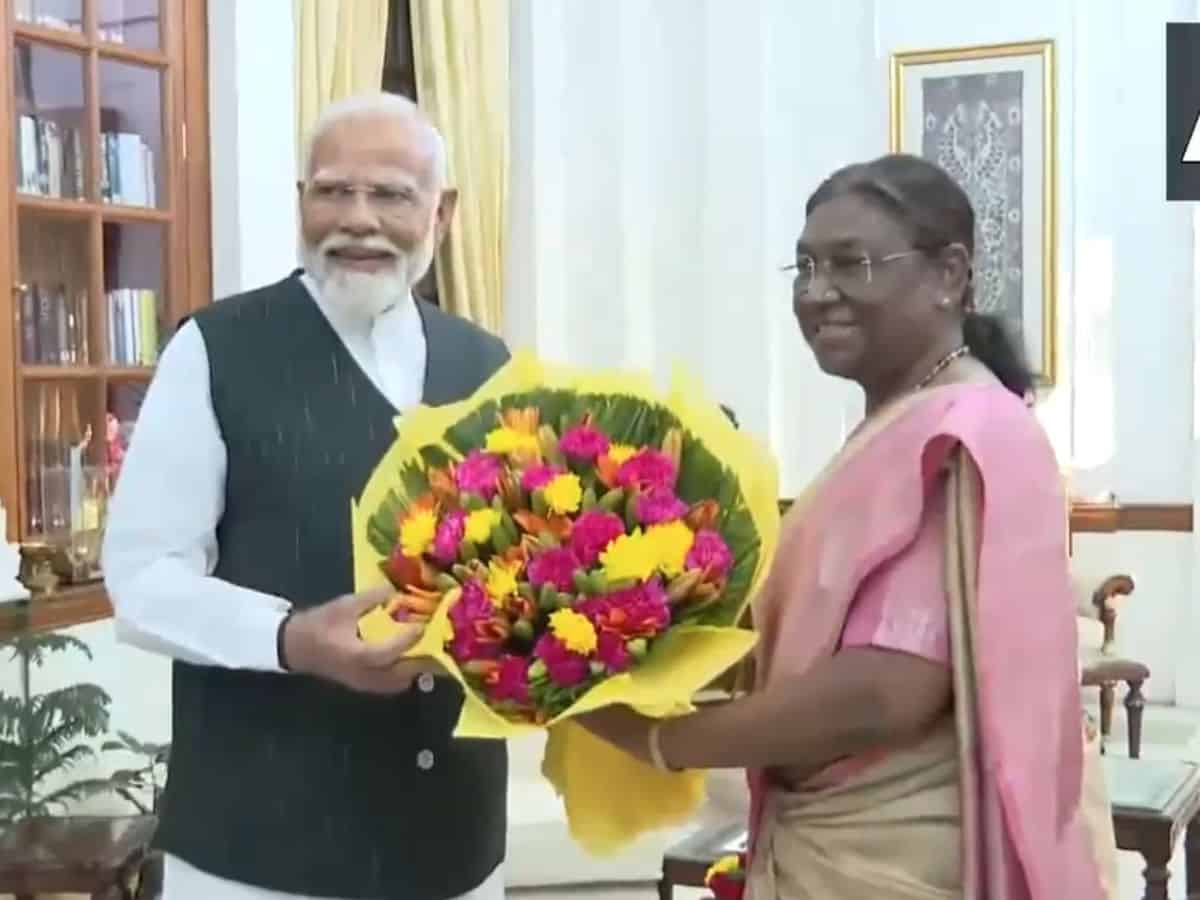 PM Modi meets President Murmu ahead of govt formation