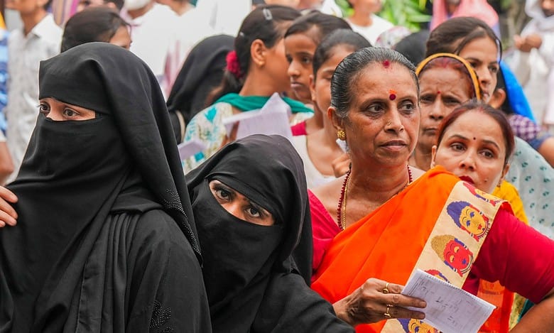 Lok Sabha polls final phase: Voter turnout at 26.30% till 11 am