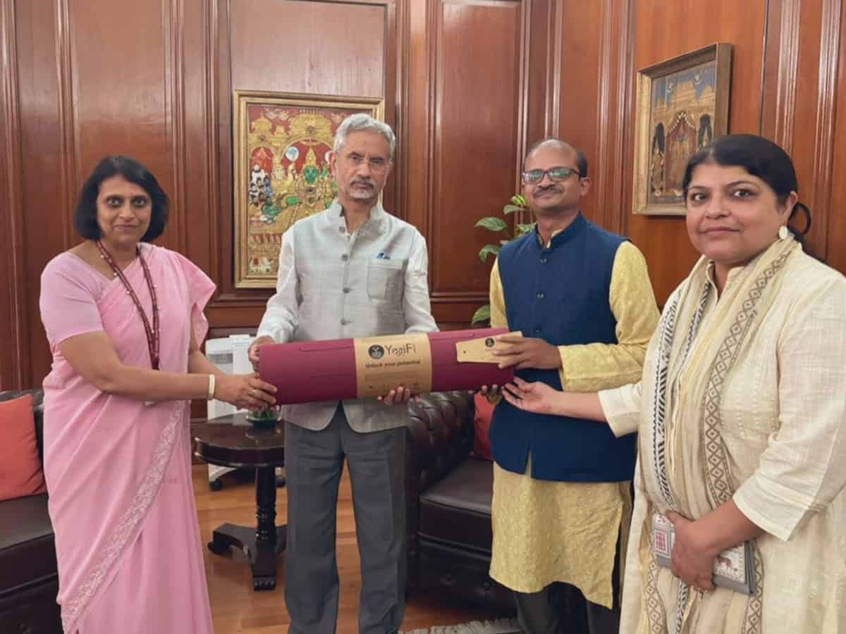 Indian startup develops AI-enabled yoga mat for personalised coaching