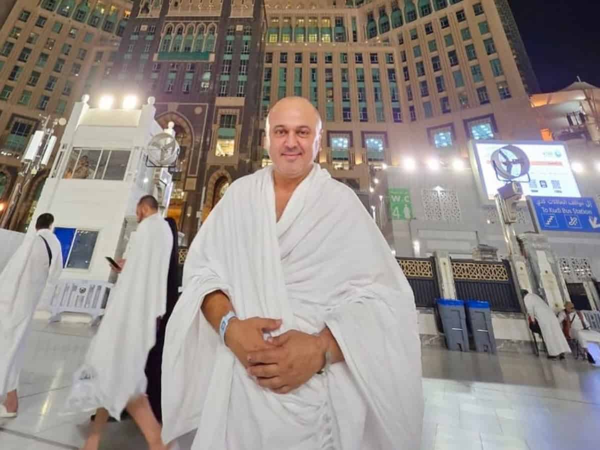 Kapil Sharma show fame Ali Asgar performs Haj, photos viral