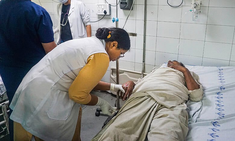 Amid unrelenting heat wave, 50 bodies recovered in Delhi