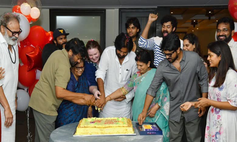 Ram Charan, Chiranjeevi celebrate Pawan Kalyan's win in election, check pics