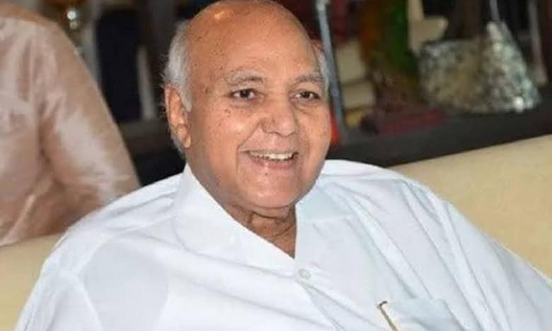 Chiranjeevi, Jr NTR mourn the demise of media mogul Ramoji Rao