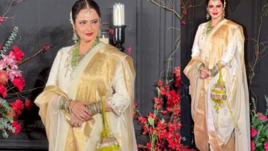 Rekha's Hyderabadi look at Sonakshi Sinha's reception turns heads
