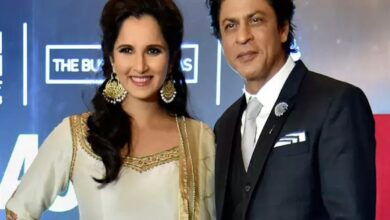 When SRK sang 'Yeh Chand Sa Roshan Chehra' for Sania Mirza in Hyderabad