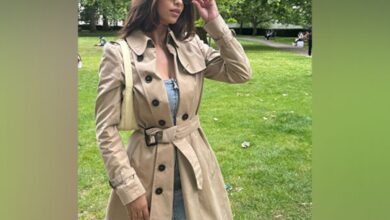 Suhana Khan drops stunning pics as she channels her 'inner Poo' from K3G