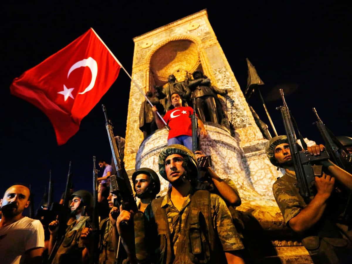 Turkey detains 10 suspects over links to 2016 coup attempt