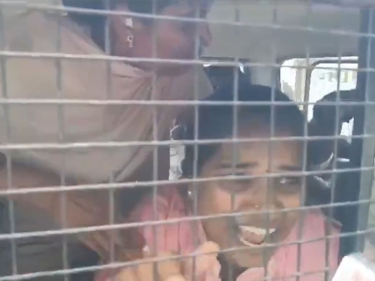 Barrelakka detained in protest at TGPSC Hyderabad office