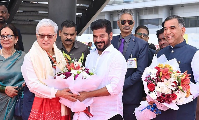 Telangana CM, Governor greet women on Raksha Bandhan