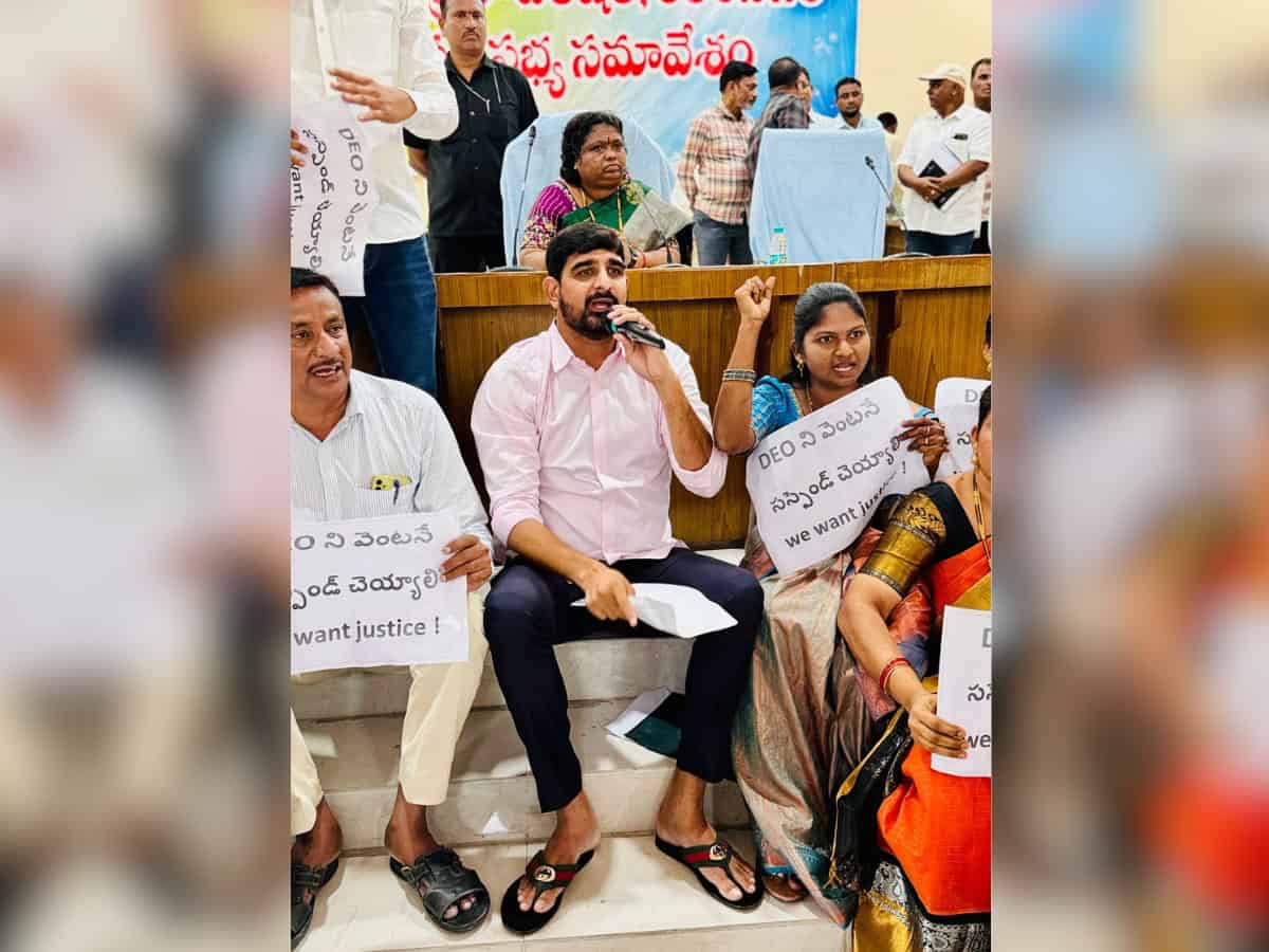 Telangana: Huzurabad BRS MLA Kaushik Reddy booked for obstructing duty