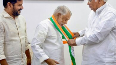 Kharge greets Rajya Sabha MP K Kesha Rao