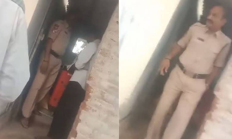 A head constable stationed in Narayanpur police station in Yadadri Bhuvanagiri district seen accepting bribe of Rs 1,000 from two brothers behind the police station.