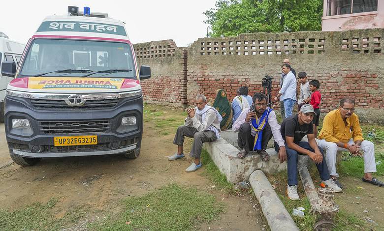 Hathras Satsang incident: Mushawarat demands Rs 1 crore compensation to next of kin of dead