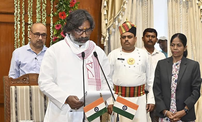 JMM releases manifesto, promises 33 pc job reservation for women