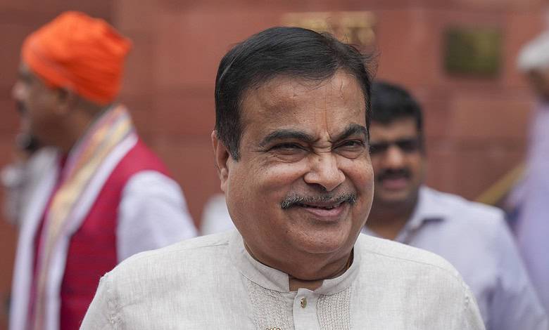 Oppn leader offered to back me as PM, I refused: Nitin Gadkari