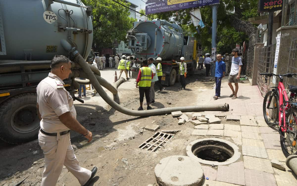 Coaching centre deaths: Storm drains were covered by encroachers, says MCD official