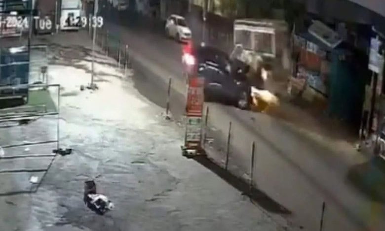 SUV collided with a tempo truck