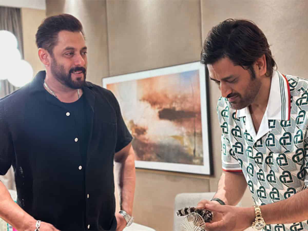 Salman Khan attends MS Dhoni's midnight birthday celebrations,