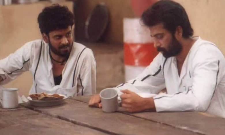 Manoj Bajpayee celebrates 26 years of 'Satya'