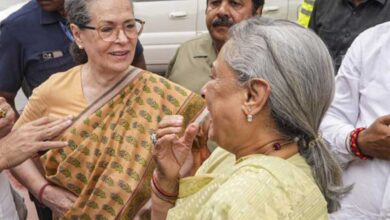 Sonia Gandhi and Jaya Bachan