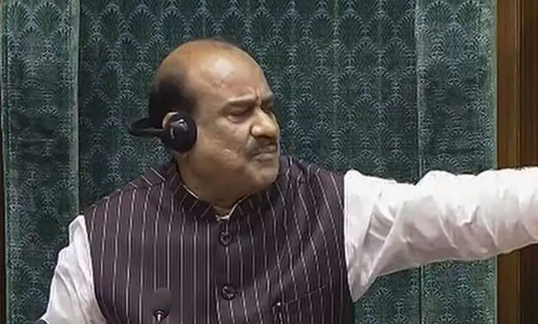 Chair has no switch to turn off mics: LS Speaker Om Birla