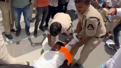 Hyderabad Police foil BJYM’s protest march to Congress office