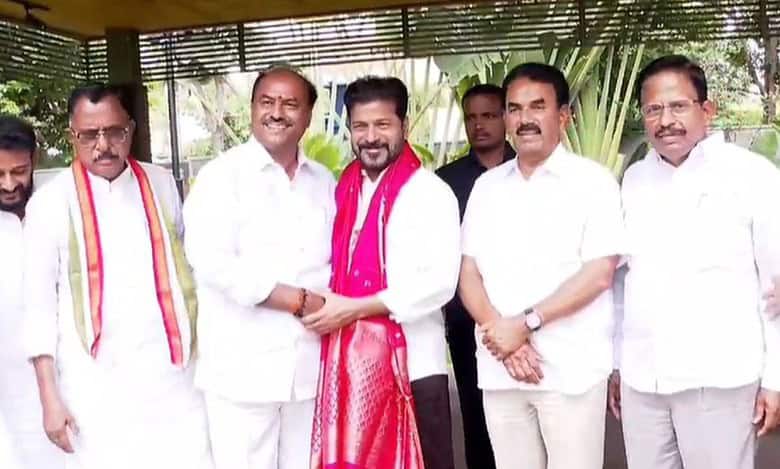 Telangana: Gadwal BRS MLA jumps ship to Congress