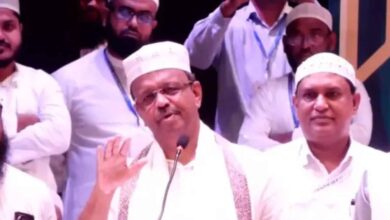 Image of TMC leader and Kolkata Mayor Firhad Hakim