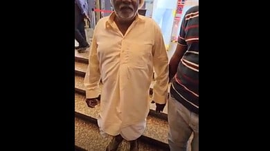 Karnataka: Farmer denied entry into a mall for wearing a dhoti