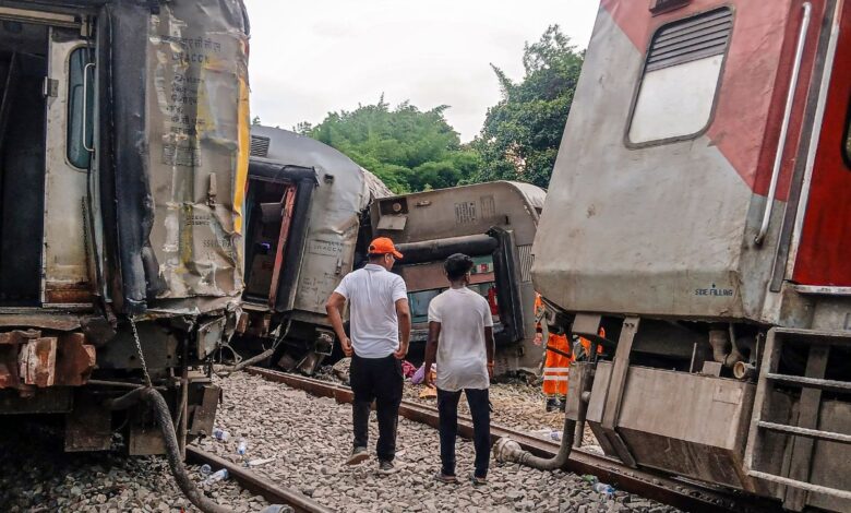 PM, Rail minister must take responsibility for ‘lapses’: Cong on UP train derailment