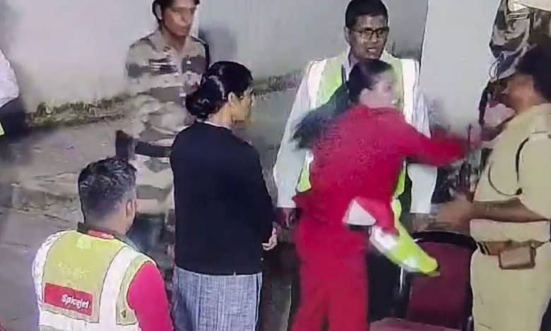 SpiceJet employee slaps CISF