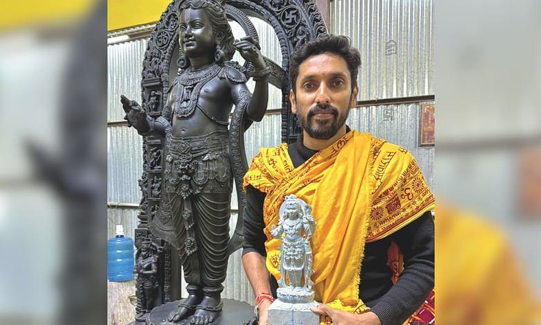 Ram Lalla idol sculptor Arun Yogiraj