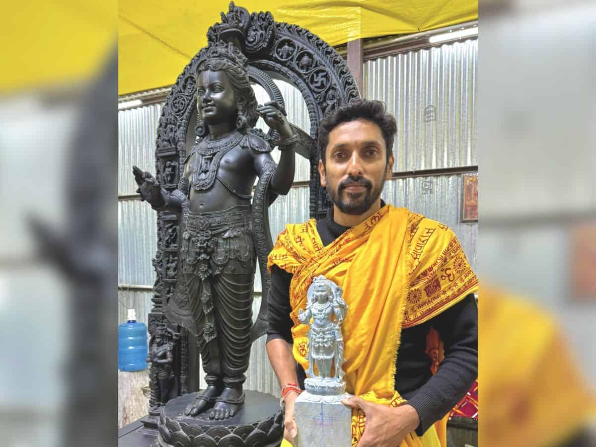 Ram Lalla idol sculptor Arun Yogiraj